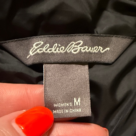 Eddie Bauer Women's Quilted Black Puffer Jacket - Picture 2 of 7